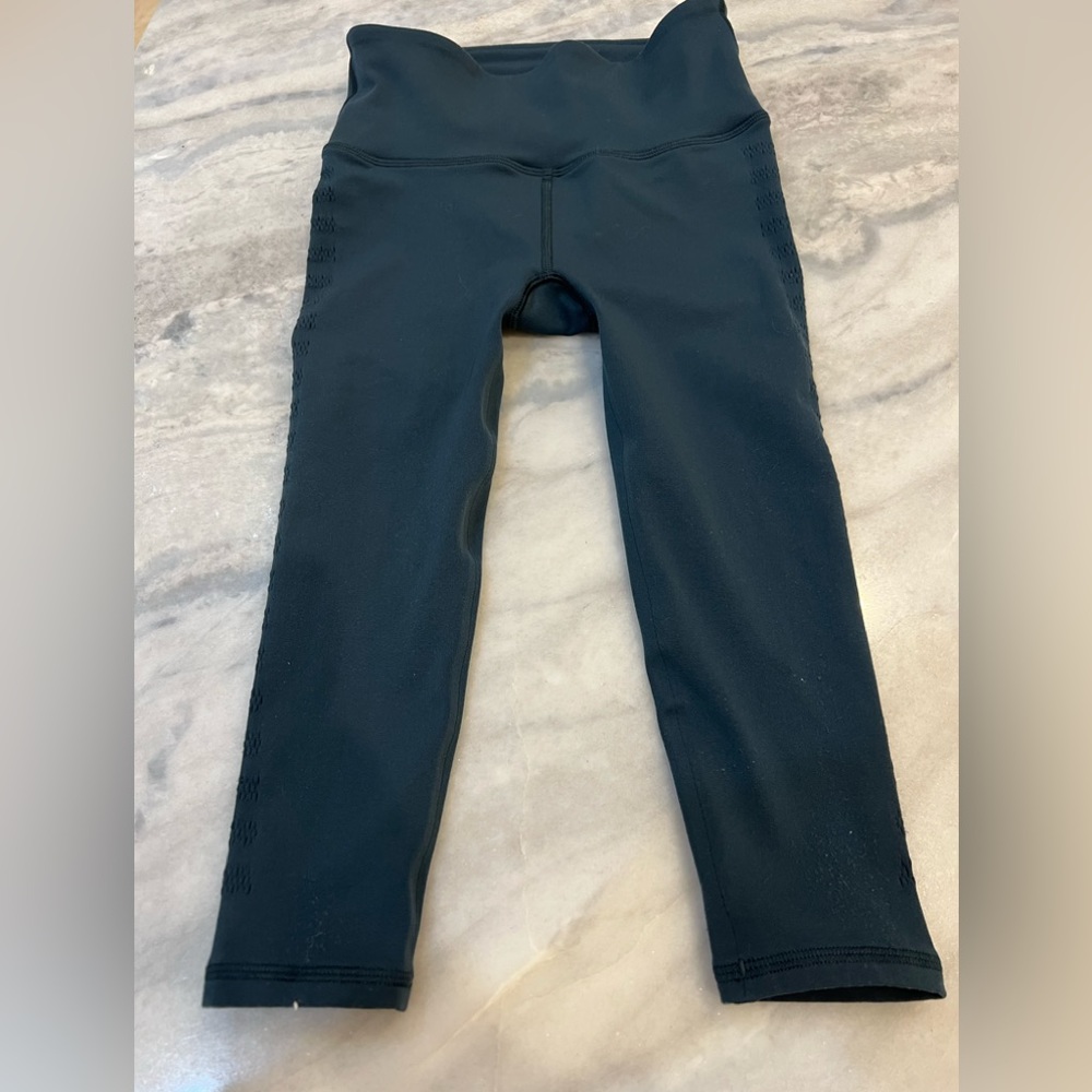 Lululemon cropped leggings